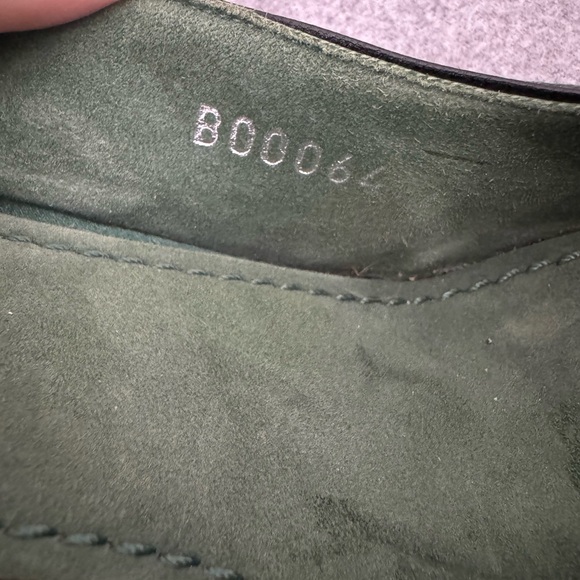 Louis Vuitton Green Satin Slingback Pumps with Black Lace - Picture 9 of 12